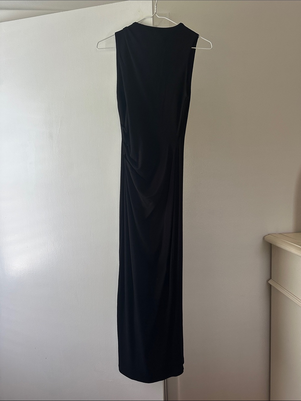Sleek Black Sleeveless Maxi Dress